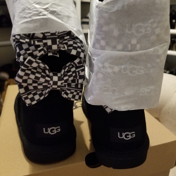 Bailey Bow II Checker - Picture 8 of 8